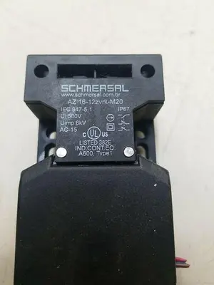 USED SCHMERSAL AZ16-12ZVRK-M20