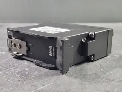 USED SIEMENS 6GK5005-0BA00-1AA3