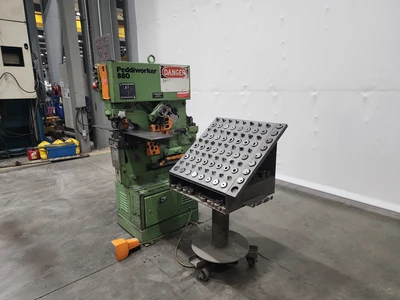 Peddinghouse Peddiworker 880 Ironworker