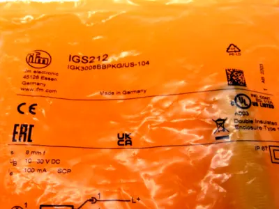 NEW IFM EFECTOR IGS212 INDUCTIVE SENSOR IGK3008BBPKG/US-104