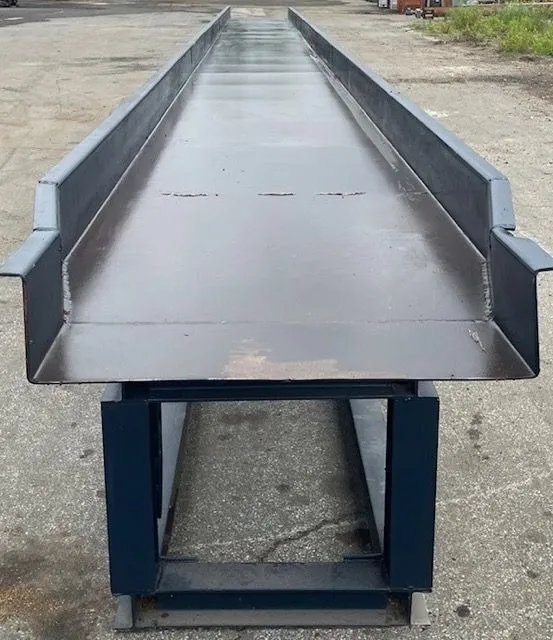 Used 30" x 36'-7" Shaker Conveyor