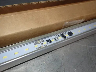 New | in-Stock BANNER WLS282XW570XPWMQ Lighting | HGR 24 #752579