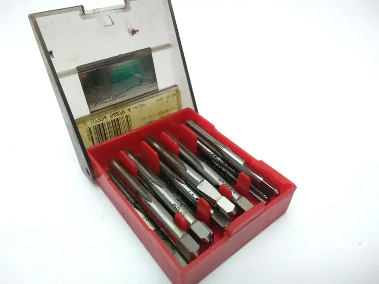 Used CLEVELAND TWIST DRILL 1003 1/4-28 GH4 UNF BOTTOMING TAP Taps & Dies | Maverick Industrial Sales #1109099