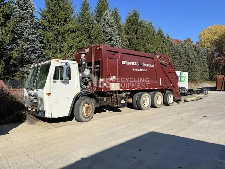 Used 2011 MACK LEU 613HEIL 25 YARD Garbage trucks Michigan US | US Recycling Equipment #1411277