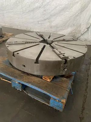 44" 4-JAW SELF CENTERING LATHE CHUCK. STOCK # 0998624.
