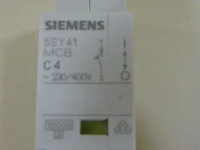 USED SIEMENS 5SY4104-7