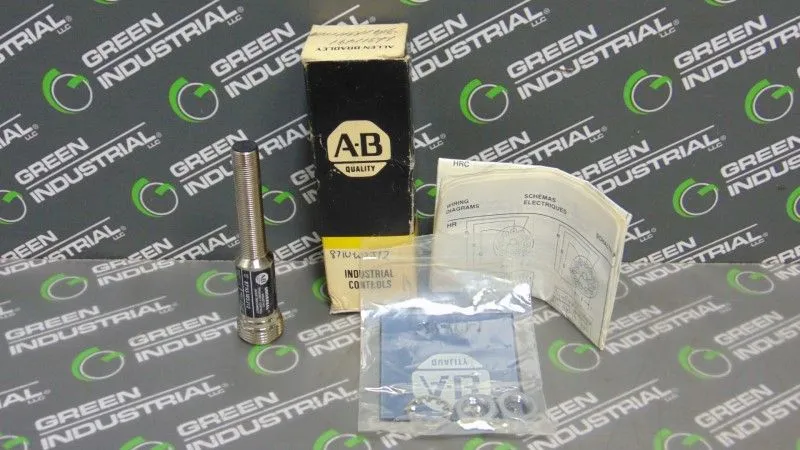 Allen Bradley 871U-W2J12 Universal Inductive Proximity Control New NIB