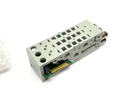 New | in-Stock Numatics Manifold Block Assembly 3-Station 501 Series 6mm Tube Parts (Hydraulics and Pneumatics) Michigan US | Maverick Industrial Sales #1399904