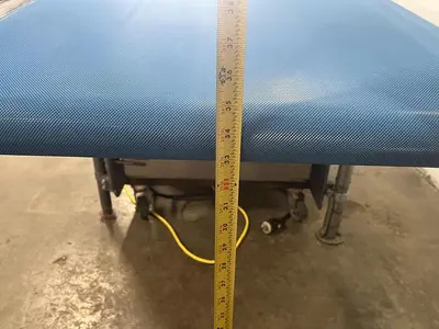 9' Straight Conveyor