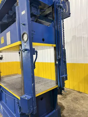 75 TON DAKE MODEL #18-558 HYDRAULIC 4-POST PRESS,  23" STROKE: YOBRO #24094