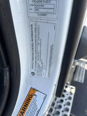 Used 2022 VOLVO VNR64T300 Conventional trucks California US | Ben Kaplan Equipment #1284794