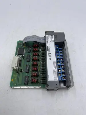 USED ALLEN-BRADLEY ALLEN-BRADLEY 1746-OB16 SER D