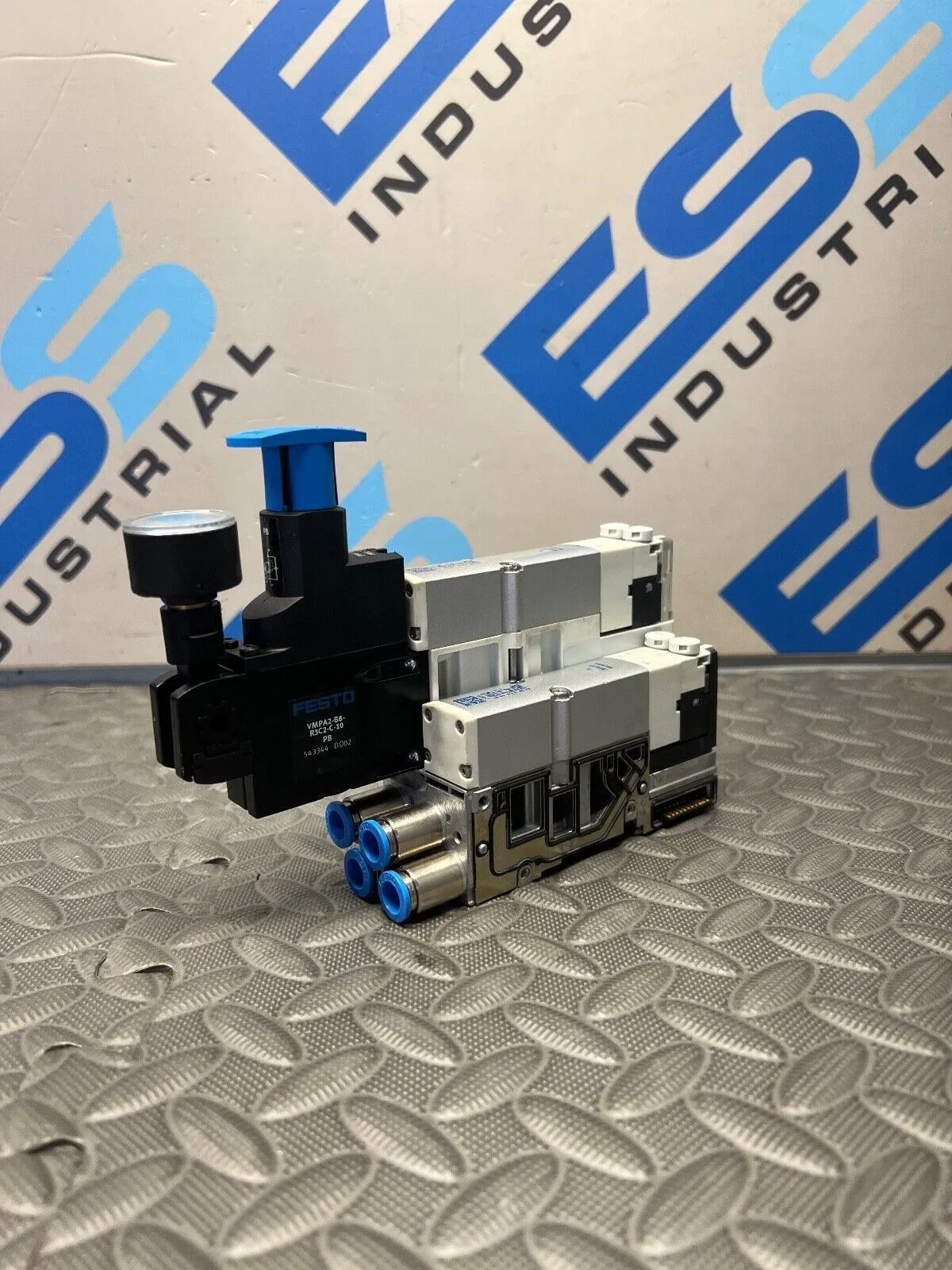 USED Festo VMPA2-B8-R3C2-C-10 PB/ 543344/ 537955 (x3)/538000/VMPA2-FB-EMS-4