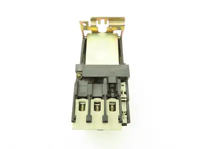 Telemecanique LP1D6511 Contactor Motor Starter 80A 600V 50Hp Coil 24VDC