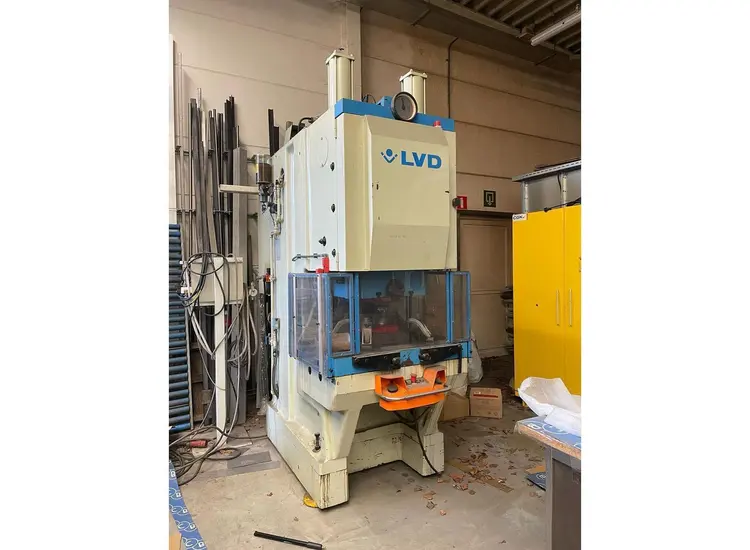 Used LVD DVDF 100 TON Gap Frame (OBS) Presses | Apt International N.V #364907