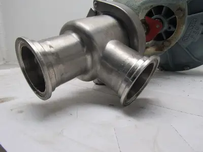 Alfa Laval SRC-TA-W-3A-2/KV72-7-200P50 2" Sanitary Remote Operated Divert Valve