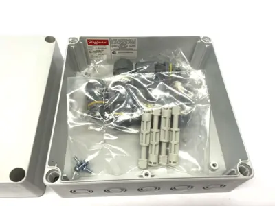 New | in-Stock Hoffman QLine E Enclosure, Polycarbonate, 7" x 7" x 4" Electrical Boxes Michigan US | Maverick Industrial Sales #1391863