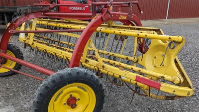 USED NEW HOLLAND ROLABAR 256