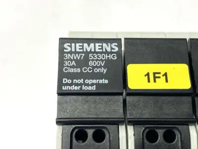 USED SIEMENS FUSE HOLDER 3-POLE 600V 30A