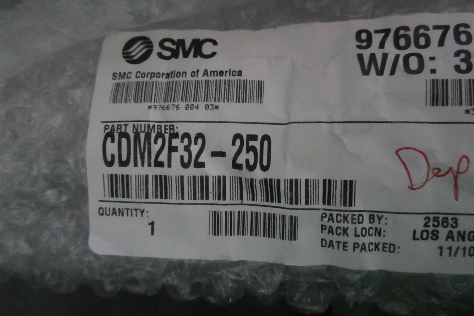NEW SMC CDM2F32-250 PNEUMATIC CYLINDE CDM2F32250