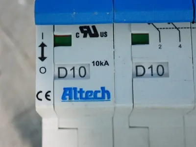 Used ALTECH _UNKNOWN_ Circuit Breakers Ohio US | HGR 24 #1064518