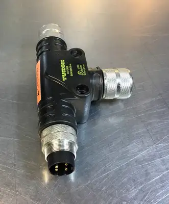 Turck BSM/2BKM 44 / U2-12622 Connector Tee 3E-17