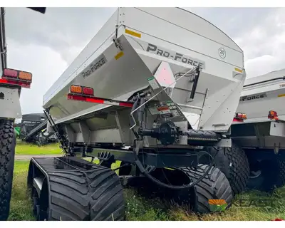 Used UNVERFERTH _UNKNOWN_ Dry Spreaders Iowa US | Keast Enterprises #1360510