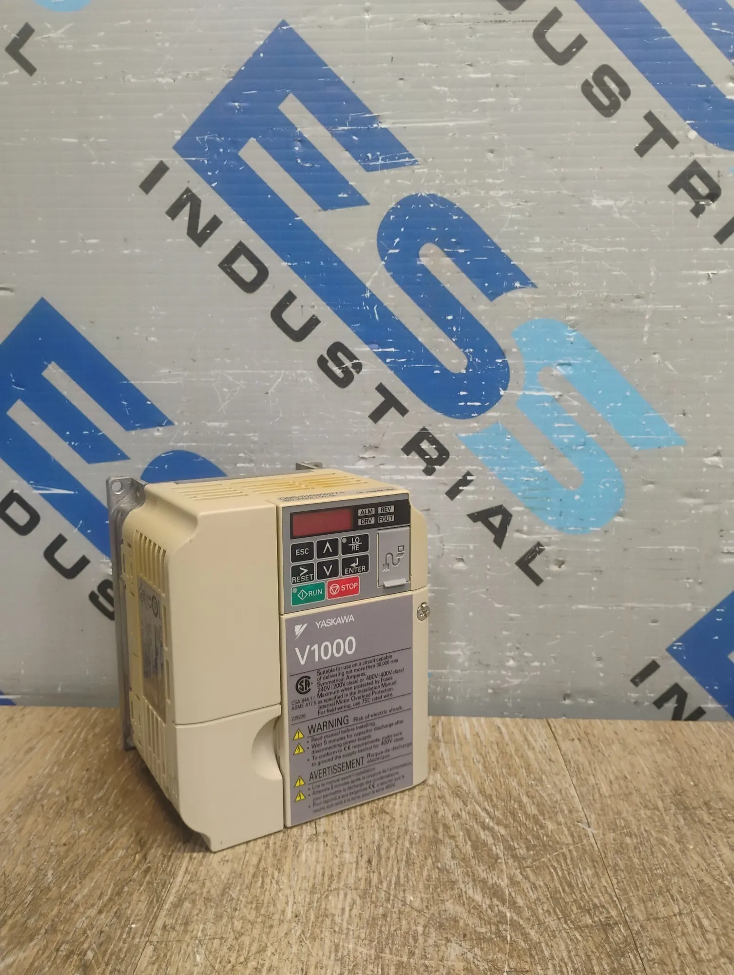 USED YASAKAWA CIMR-VU4A0002FAA