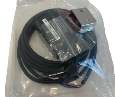 NEW KEYENCE FT-50AW TEMPERATURE SENSOR FT50AW