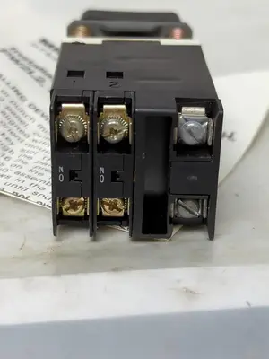 New | in-Stock HONEYWELL PW2HR1DF2DD Miscellaneous Equipment (Electrical & Power) Ohio US | Surplus Asset Holdings #1238139