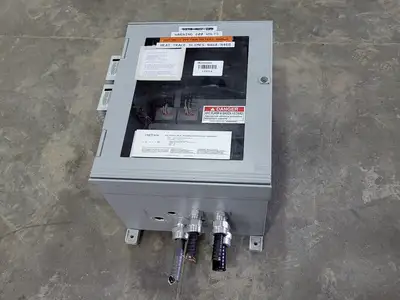 920 Series Heat Tracing Controller Assembly 920E9FWQ1SIS302SSH3202T65LAM