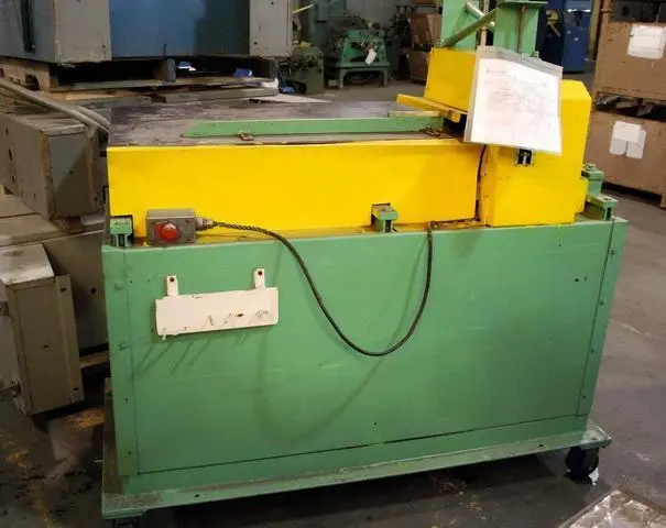 Used CARVER F12-16-A41 Roll Formers Michigan US | Galaxie Corporation #494811