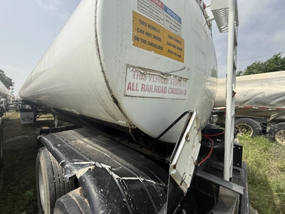 Used 2011 POLAR 406 Tanker Trailers Texas US | MCO Truck & Equipment #1513767