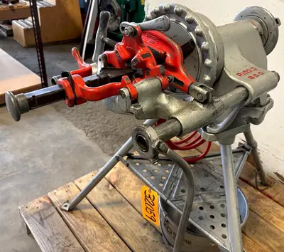 USED RIDGID 300
