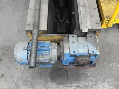 USED 1975 SCHLEIFFSTEIN KBML 3012-300