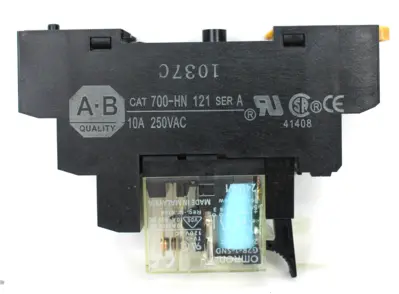 USED ALLEN BRADLEY 700-HN 121