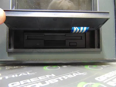 Perry + Giles D53087/C6500PA0 Multitrend Data Recorder For Parts