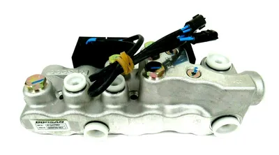 NEW DOOSAN K1047557 VALVE, SOLENOID