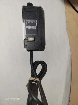 USED KEYENCE GT2-72P