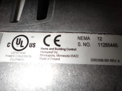 Honeywell 2-3 HP VFD, Type NXS0030A1206