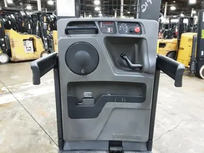 USED 2020 RAYMOND 550-OPC30TT