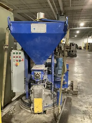 USED 2007 GRADMATIC 4 TON FURNACE LINING EQUIPMENT