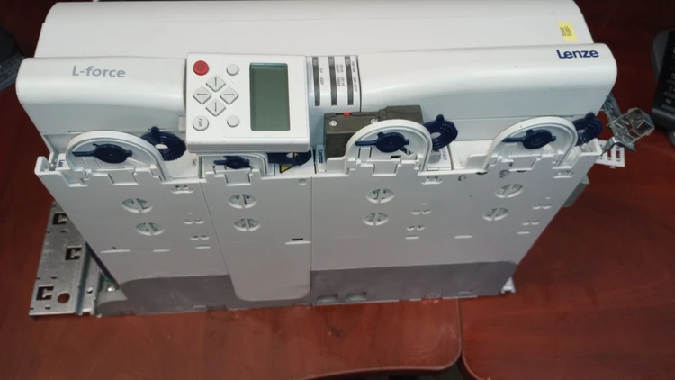 Used LENZE E94AMHE0134 Valves/Fittings Arizona US | ASSET CONVERSION SPECIALISTS, INC. #312156