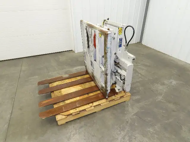 Used CASCADE _UNKNOWN_ Forklift Attachments | Arrow Industrial #562544
