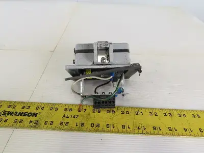 Mencom Corp GF-RJ45-R-32 Programming Device Interface Connector 115VAC 3Amp
