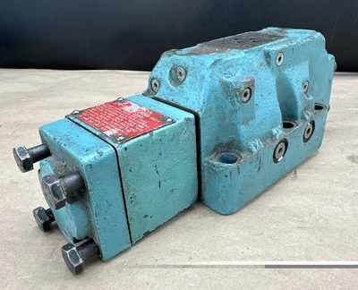 USED Vickers 628748