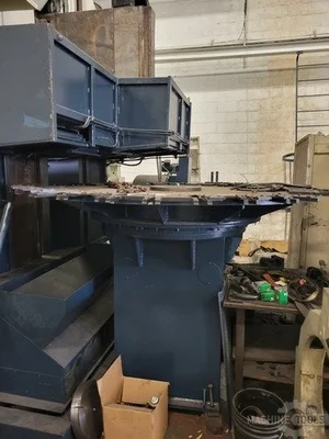 USED 1999 OLYMPIA V60L