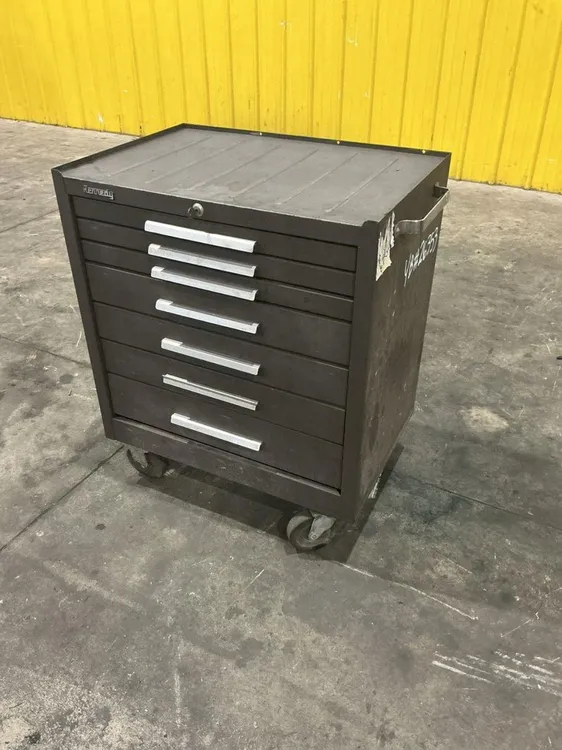 Used KENNEDY _UNKNOWN_ Cabinets Ohio US | Yoder Brothers machinery #1517721