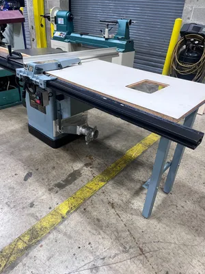 USED DELTA 10" Unisaw