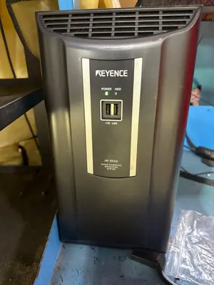 Used KEYENCE IM-8010 Comparators Ohio US | Aucto #1306757